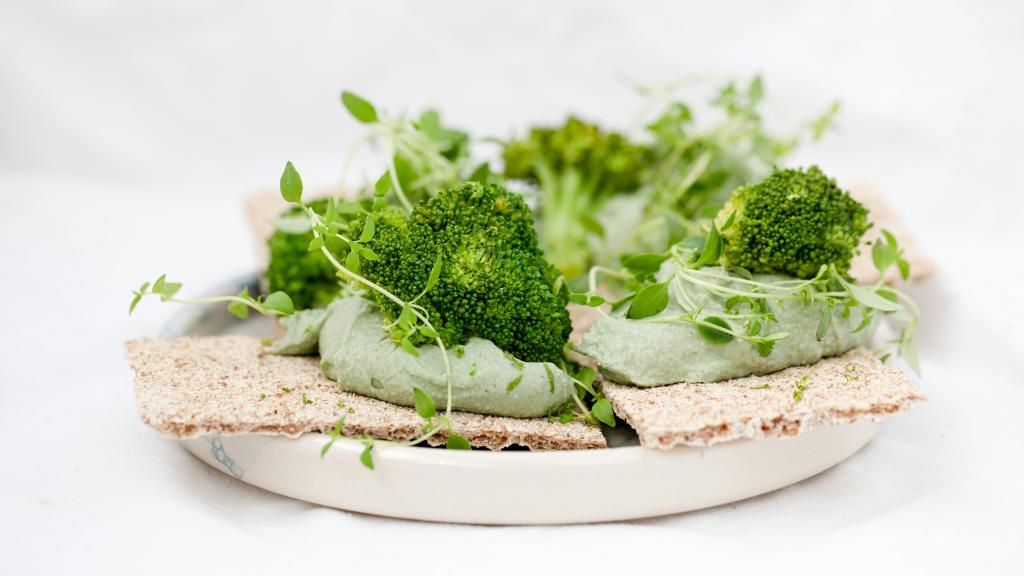 Un guacamole de brocolis pour égayer l'apéritif et verdir l'empreinte carbone !