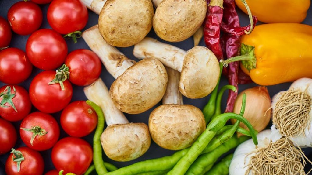 Des légumes produits dans une tortue maraichère