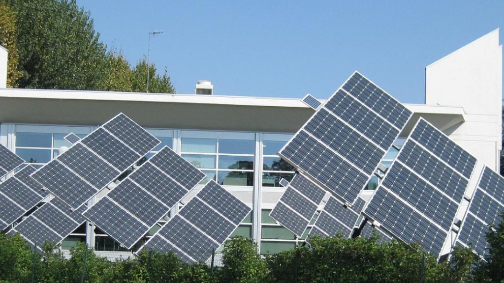 Le recyclage des panneaux solaires : quels sont les enjeux et perspectives ?