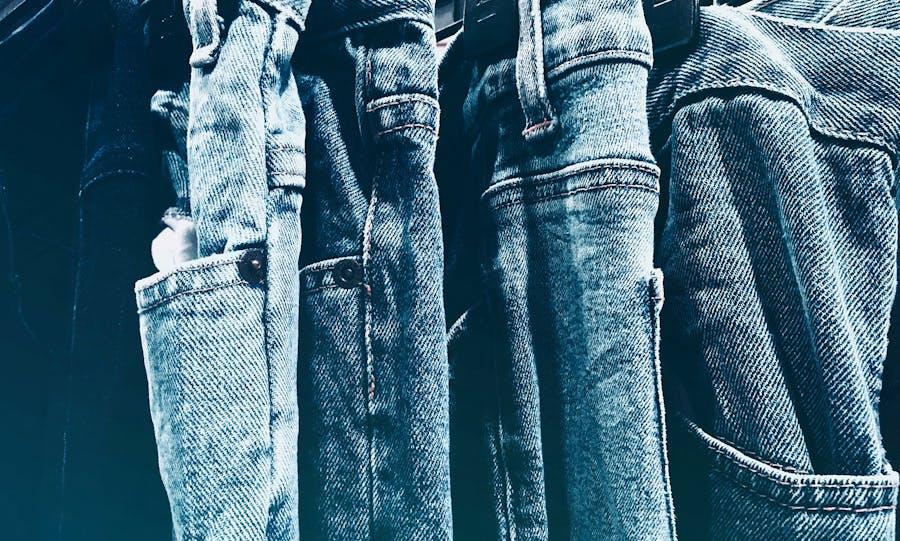Teindre le jeans de manière écolo, c'est possible !